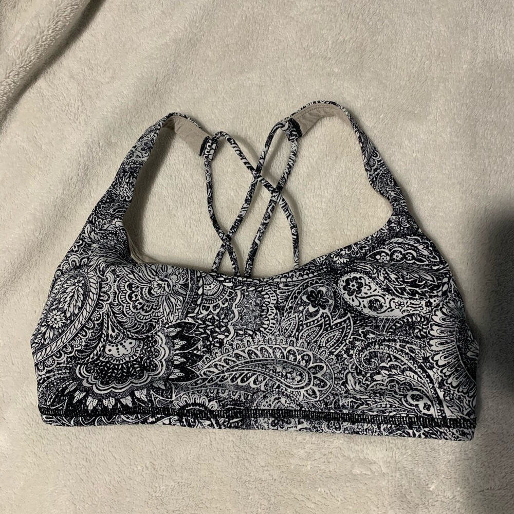 FOUR size 4 lululemon sports bras